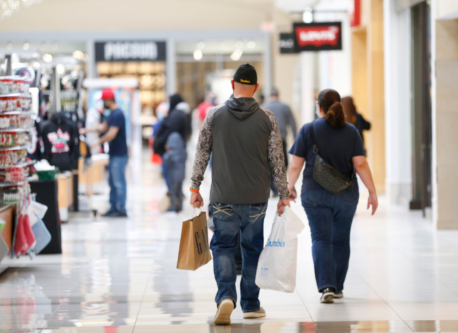 Fashion Outlets of Niagara Falls (copy)